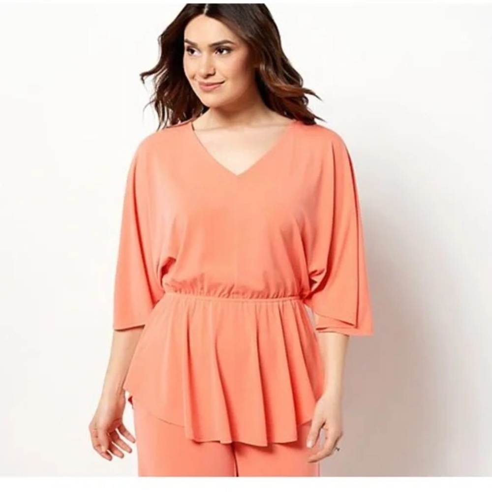 GIRL WITH CURVES V-Neck Knit Top A496921